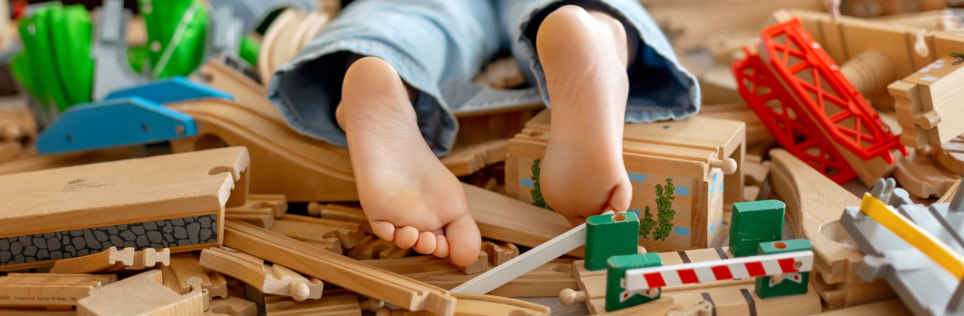 Minimalismus mit Kindern i Stockfoto